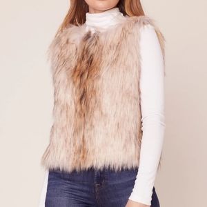BB Dakota Bedrock City Faux Fur Vest Large NEW Brown